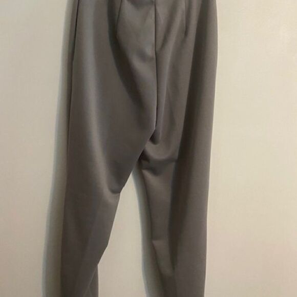 Ashley Stewart Gray Scuba joggers, size 10/12 - Picture 2 of 3